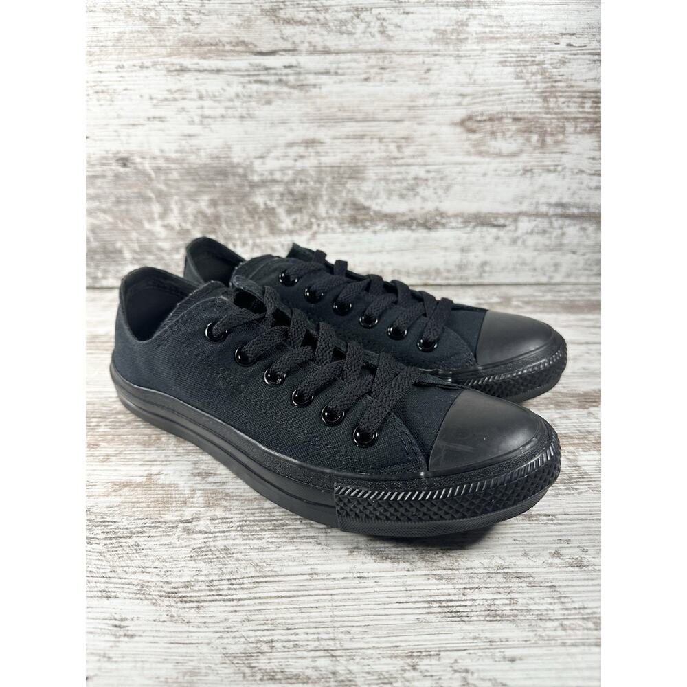 Women's Converse Chuck Taylor All Star Low Triple Black Canvas Sneakers Sz 8
